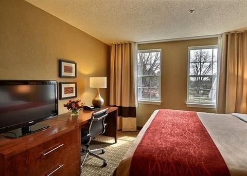 Comfort Inn & Suites