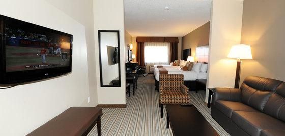 Best Western Plus Peace River Hotel & Suites