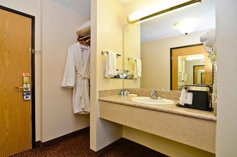 Best Western Plus Vineyard Inn