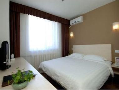 Super 8 Hotel Dalian Railway Station