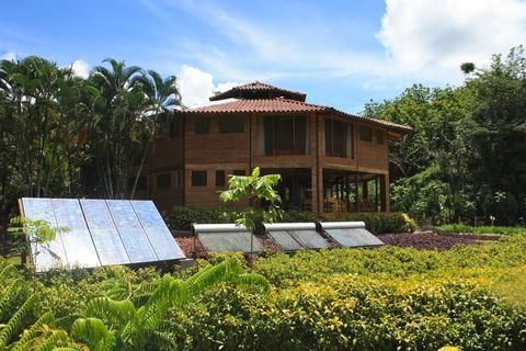 Macaw Lodge
