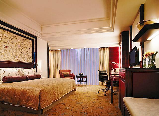 Shangri-la Guangzhou -Traffic free, 3 minutes walk to Canton Fair & Overseas Buyers Registration Service