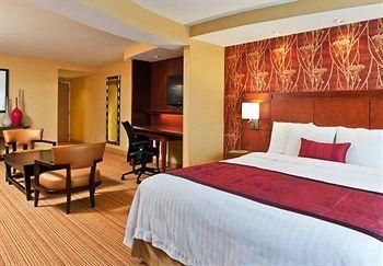 Courtyard by Marriott Buffalo Amherst/University