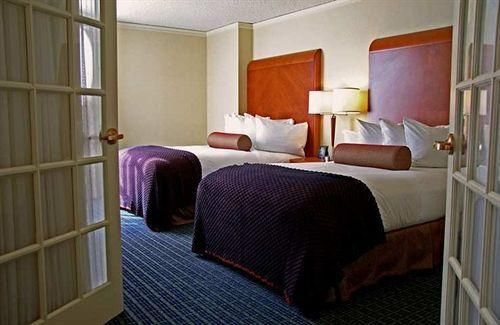 Hilton Atlanta Perimeter Suites