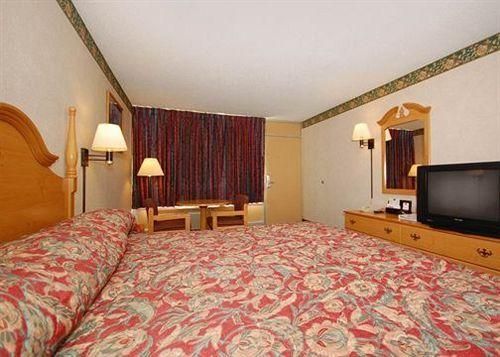 Red Roof Inn & Suites Cave City