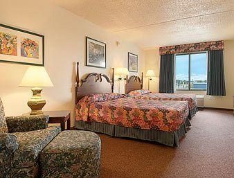 Wingate by Wyndham Fargo