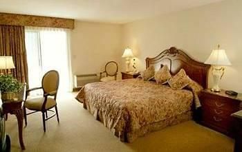 Regalia Hotel & Conference Center