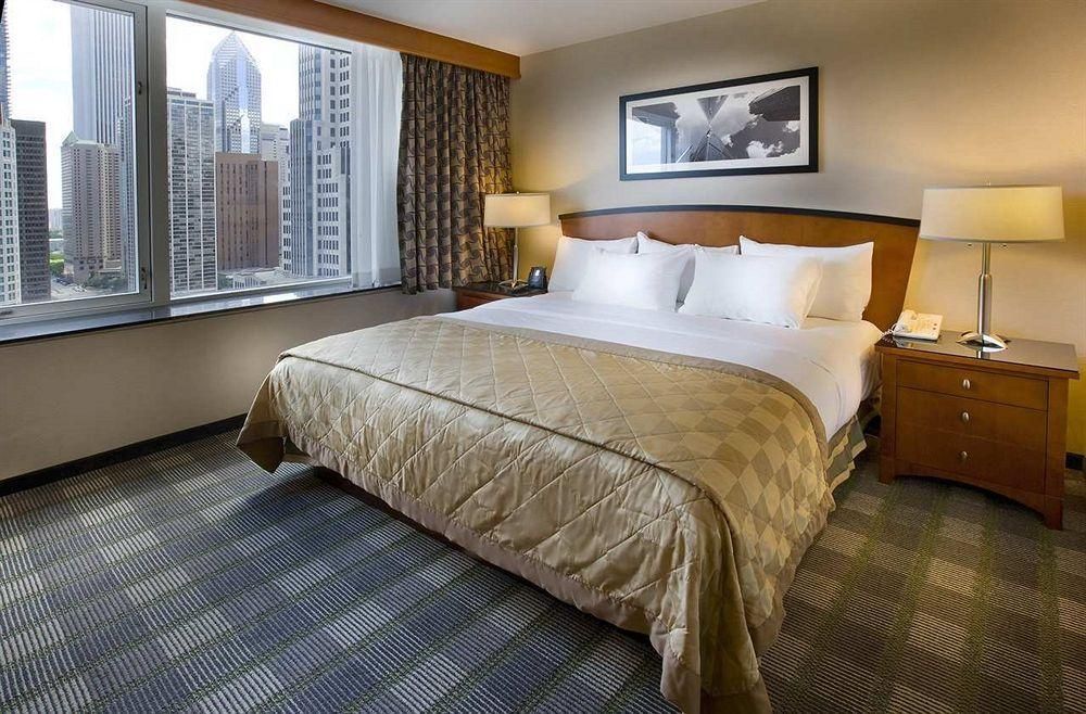 Embassy Suites Chicago Downtown Magnificent Mile