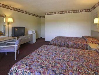 Travelodge by Wyndham Airport Platte City