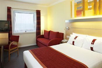 Holiday Inn Express London - Park Royal, an IHG Hotel