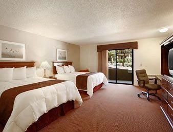 Travelodge Inn & Suites by Wyndham Yucca Valley/Joshua Tree