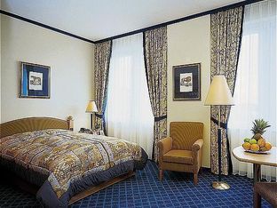 Hotel Image 1