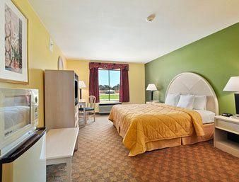 SureStay Plus Hotel by Best Western Alvin
