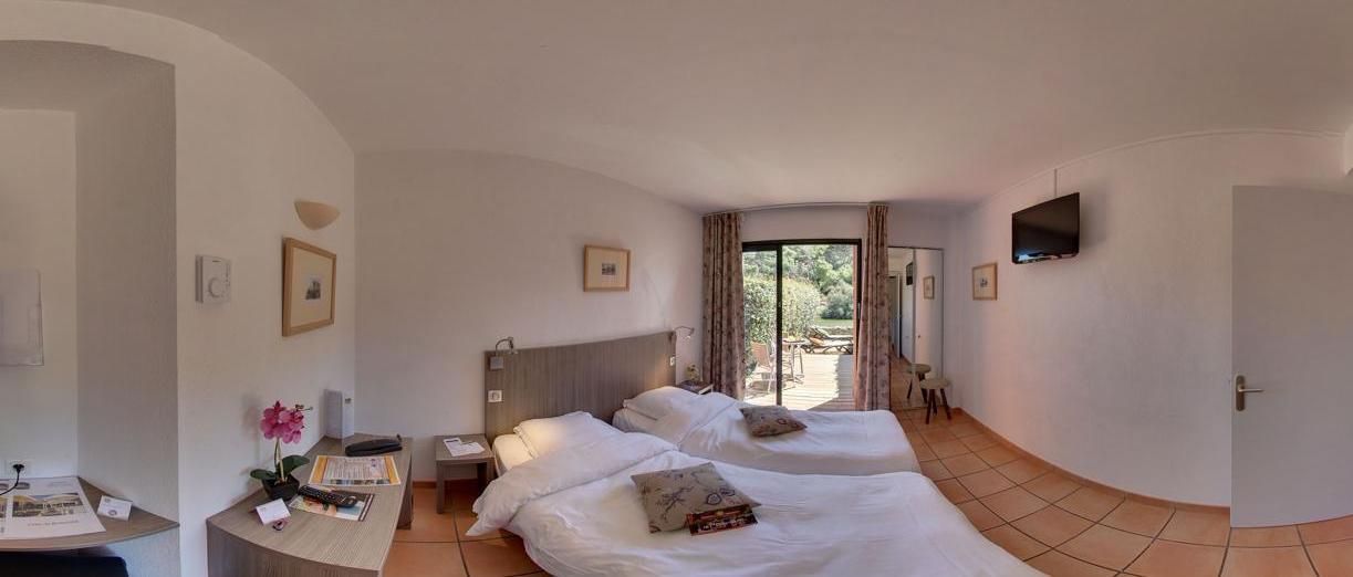 Hotel Le Phoebus Garden & Spa
