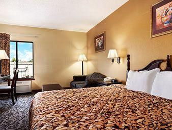 Days Inn by Wyndham LaPlace- New Orleans