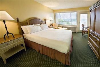 Lodge of Four Seasons Golf Resort, Marina & Spa