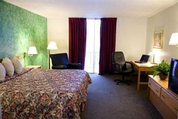 GuestHouse Inn & Suites Lewiston