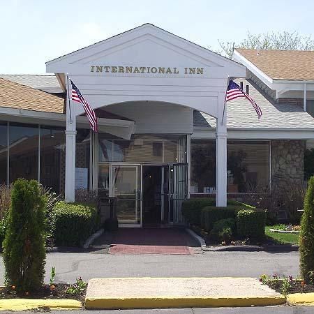 Hyannis Plaza Hotel