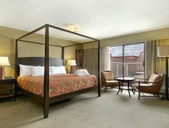 Ramada by Wyndham Kelowna Hotel & Conference Center