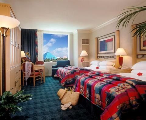 Moody Gardens Hotel Spa and Convention Center