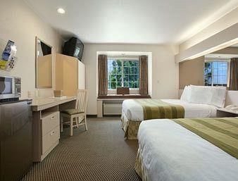 Microtel Inn & Suites Lodi