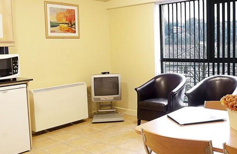 Victoria Lodge Apartments - UCC Summer Beds