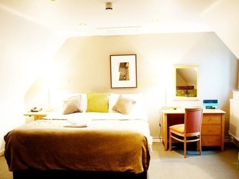 De Vere Venues Uplands House