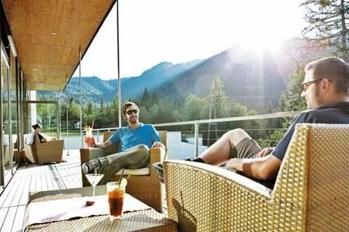 Outdoor Pictures 9