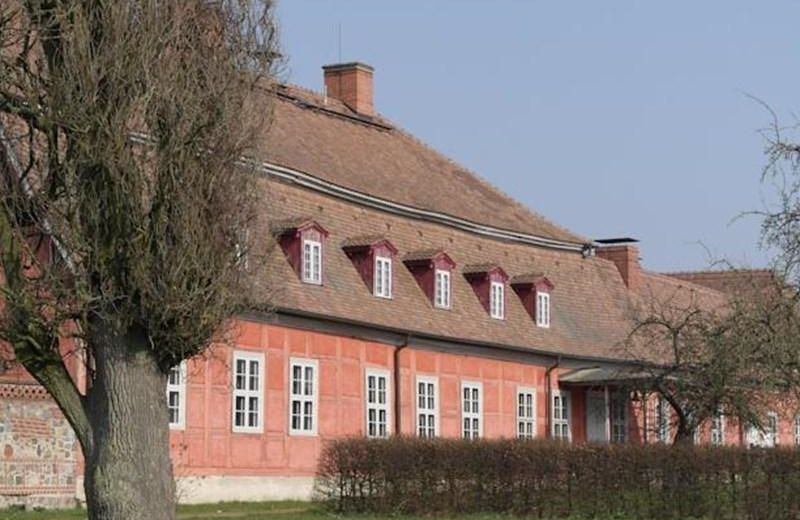 BOUTIQUE AM JAGDSCHLOSS ROTHENKLEMPENOW