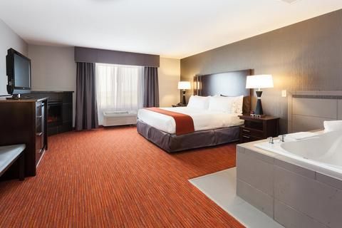 Holiday Inn Express & Suites Rapid City, an IHG Hotel