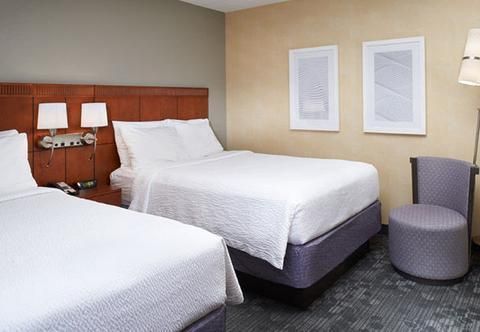 Courtyard by Marriott Rockford