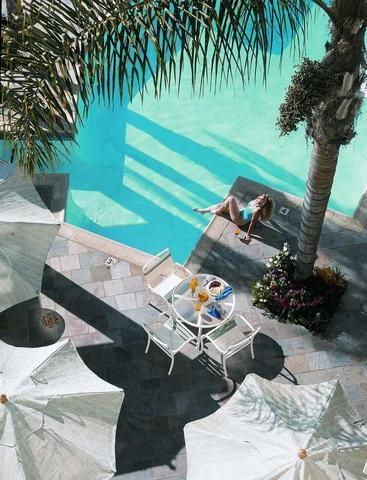 DoubleTree Suites by Hilton Doheny Beach