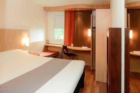 IBIS STYLES Rouen Parc Expos Zenith