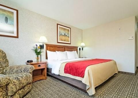 Comfort Inn & Suites Ponca City near Marland Mansion