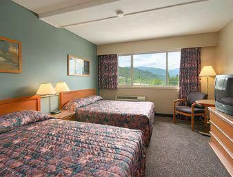 Super 8 by Wyndham Castlegar BC