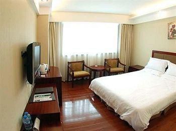 GreenTree Inn Xuzhou North Minzhu Road Hotel