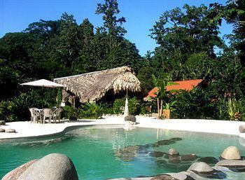 Playa Chiquita Lodge