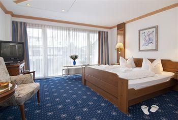 Hotel Rheinischer Hof