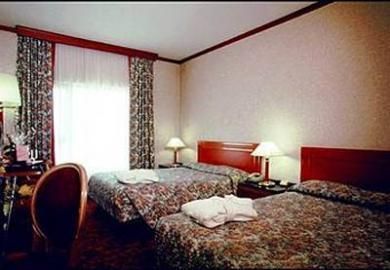 Russott Hotel