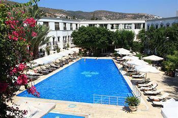 DoubleTree by Hilton Bodrum Marina Vista