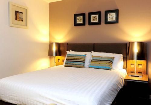 GRAYS HOTEL