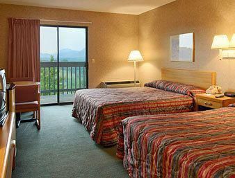 Econo Lodge - Waynesville