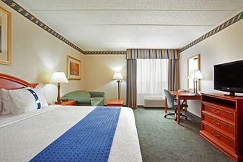 Holiday Inn Rockford, an IHG Hotel