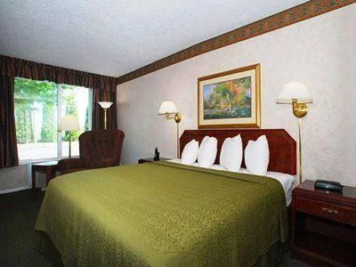 Rodeway Inn Conference Center