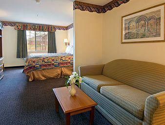 Motel 6-Decatur, TX