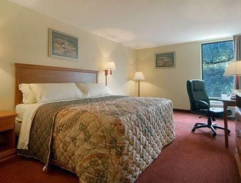 Days Inn by Wyndham Mount Hope