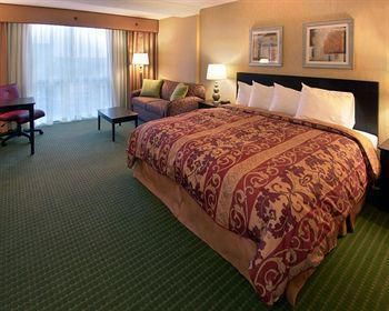 University Plaza Hotel