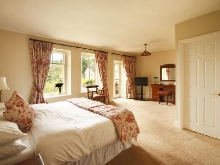Best Western Limpley Stoke Hotel