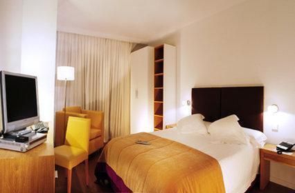 Aimia Hotel