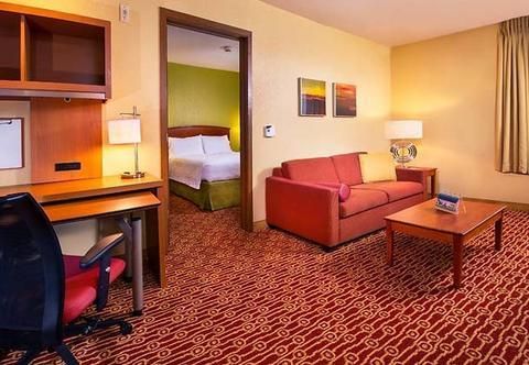 Sonesta Simply Suites Falls Church